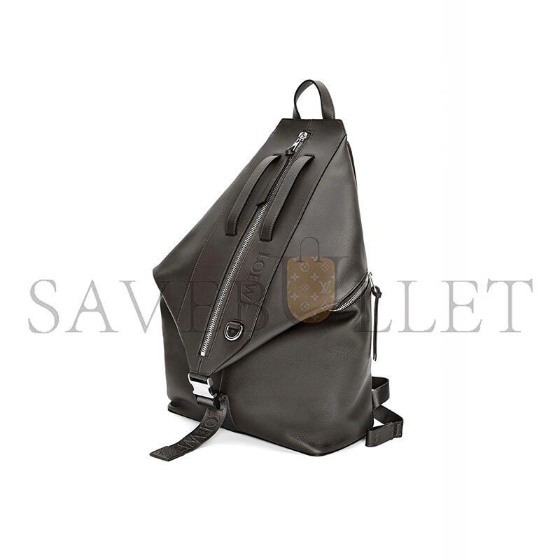 LOEWE CONVERTIBLE BACKPACK IN CLASSIC CALFSKIN B777W36X03-1220 (50*40*20cm) LOEWE CONVERTIBLE BACKPACK IN CLASSIC CALFSKIN B777W36X03-1220 (50*40*20cm)